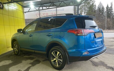 Toyota RAV4, 2016 год, 2 249 000 рублей, 7 фотография