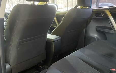 Toyota RAV4, 2016 год, 2 249 000 рублей, 10 фотография