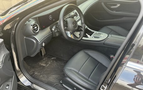 Mercedes-Benz E-Класс, 2022 год, 7 300 000 рублей, 9 фотография