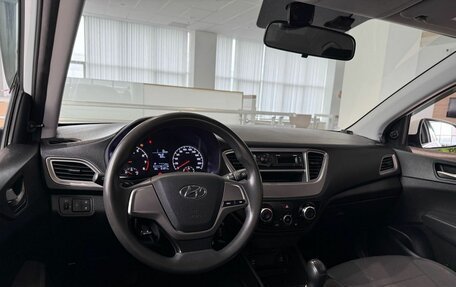 Hyundai Solaris II рестайлинг, 2019 год, 1 020 000 рублей, 13 фотография