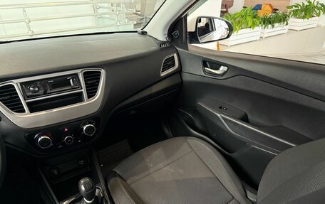 Hyundai Solaris II рестайлинг, 2019 год, 1 020 000 рублей, 15 фотография