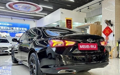 Chevrolet Malibu IX, 2022 год, 2 095 000 рублей, 2 фотография