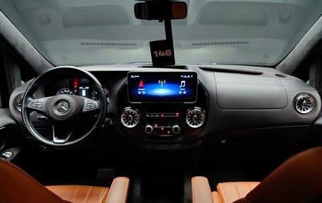 Mercedes-Benz Vito, 2022 год, 6 500 000 рублей, 30 фотография