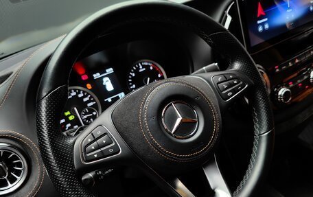 Mercedes-Benz Vito, 2022 год, 6 500 000 рублей, 32 фотография