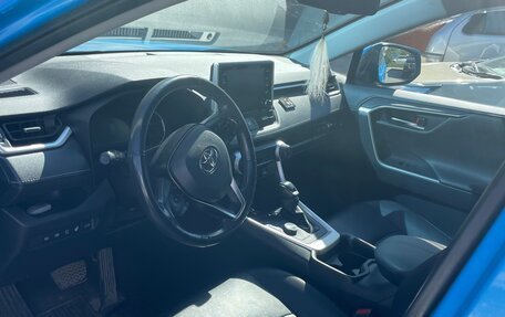 Toyota RAV4, 2020 год, 3 600 000 рублей, 3 фотография