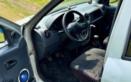 Renault Logan I, 2005 год, 220 000 рублей, 12 фотография