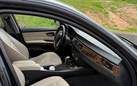 BMW 3 серия, 2009 год, 1 000 000 рублей, 3 фотография