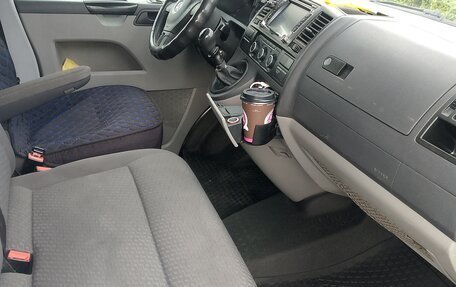 Volkswagen Caravelle T5, 2014 год, 1 860 000 рублей, 12 фотография