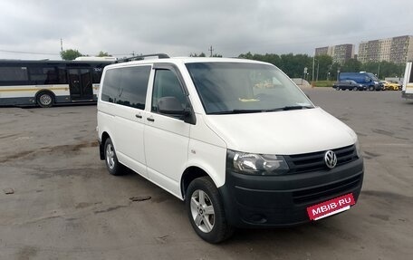 Volkswagen Caravelle T5, 2014 год, 1 860 000 рублей, 14 фотография