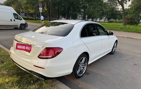 Mercedes-Benz E-Класс, 2019 год, 3 800 000 рублей, 4 фотография