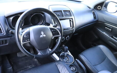 Mitsubishi ASX I рестайлинг, 2013 год, 1 097 000 рублей, 10 фотография