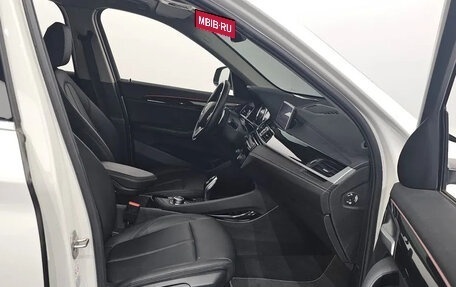 BMW X1, 2022 год, 2 600 000 рублей, 11 фотография