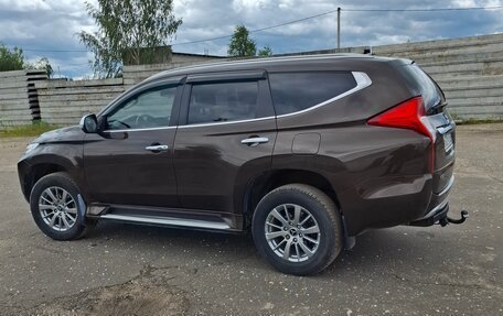 Mitsubishi Pajero Sport III рестайлинг, 2019 год, 3 200 000 рублей, 5 фотография