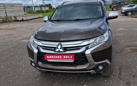 Mitsubishi Pajero Sport III рестайлинг, 2019 год, 3 200 000 рублей, 6 фотография