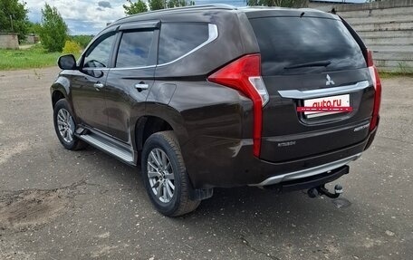 Mitsubishi Pajero Sport III рестайлинг, 2019 год, 3 200 000 рублей, 3 фотография