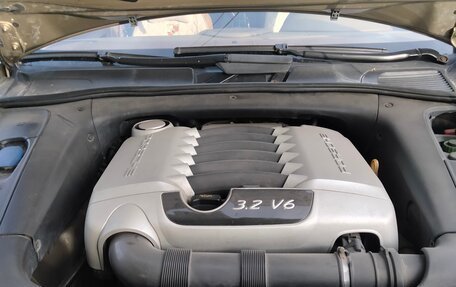 Porsche Cayenne III, 2004 год, 800 000 рублей, 7 фотография
