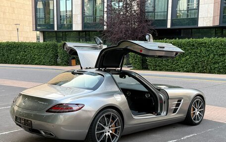Mercedes-Benz SLS AMG, 2010 год, 32 000 000 рублей, 16 фотография