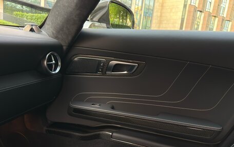 Mercedes-Benz SLS AMG, 2010 год, 32 000 000 рублей, 39 фотография