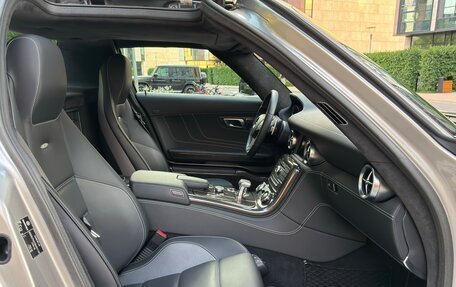 Mercedes-Benz SLS AMG, 2010 год, 32 000 000 рублей, 35 фотография