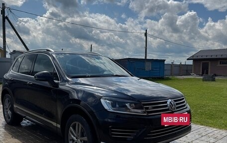 Volkswagen Touareg III, 2017 год, 2 500 000 рублей, 3 фотография