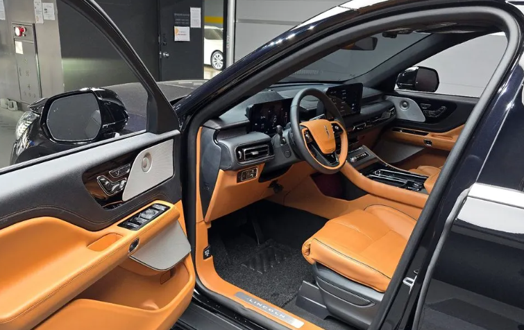 Lincoln Aviator II, 2024 год, 9 570 000 рублей, 9 фотография