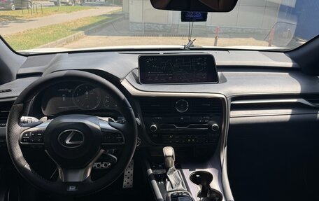 Lexus RX IV рестайлинг, 2019 год, 4 480 000 рублей, 11 фотография