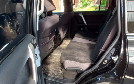 Toyota Land Cruiser Prado 150 рестайлинг 2, 2018 год, 4 995 000 рублей, 8 фотография