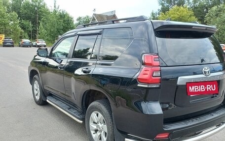 Toyota Land Cruiser Prado 150 рестайлинг 2, 2018 год, 4 995 000 рублей, 3 фотография