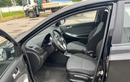 Hyundai Solaris II рестайлинг, 2012 год, 820 000 рублей, 6 фотография