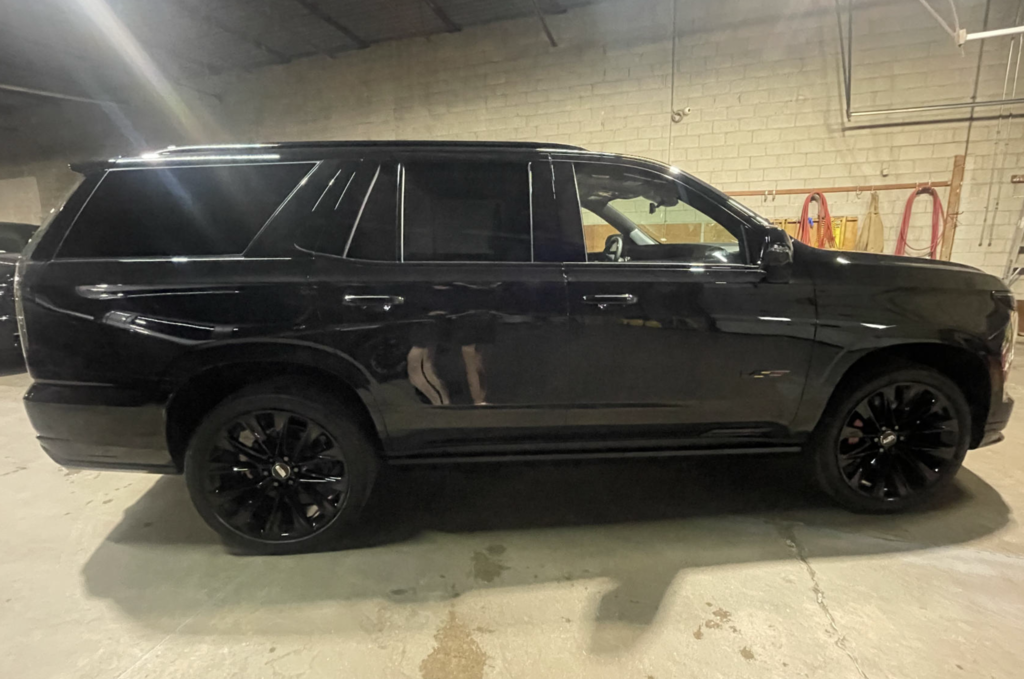Cadillac Escalade V, 2025 год, 33 000 000 рублей, 7 фотография