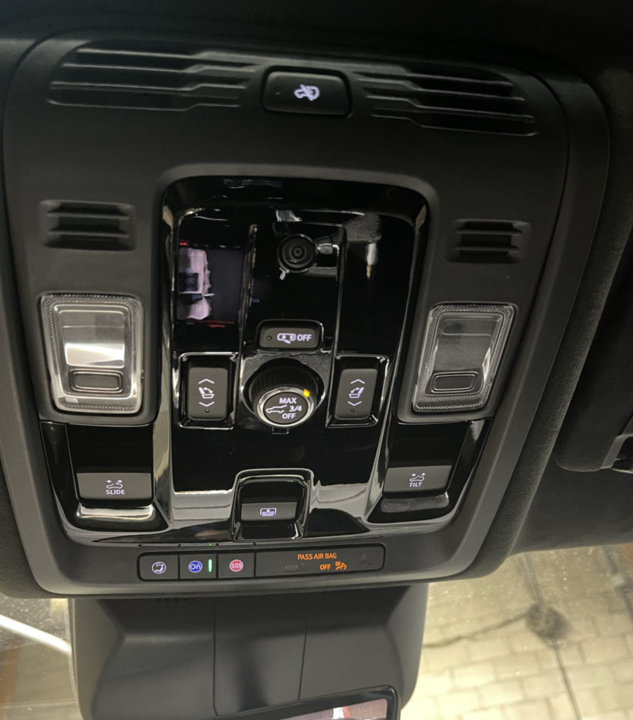 Cadillac Escalade V, 2025 год, 33 000 000 рублей, 12 фотография