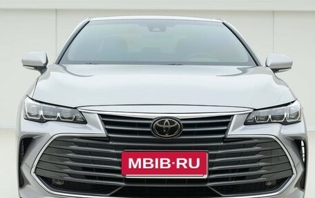 Toyota Avalon, 2021 год, 2 500 000 рублей, 2 фотография