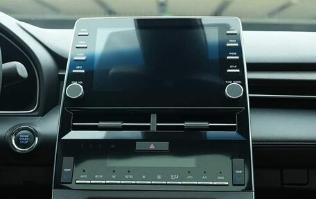 Toyota Avalon, 2021 год, 2 500 000 рублей, 20 фотография