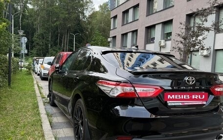 Toyota Camry, 2021 год, 2 650 000 рублей, 8 фотография