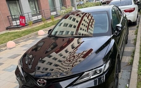 Toyota Camry, 2021 год, 2 650 000 рублей, 4 фотография