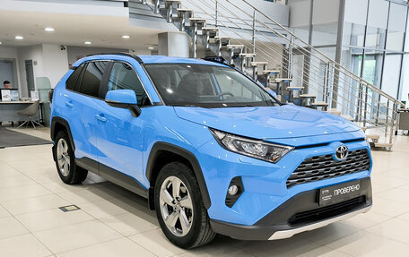 Toyota RAV4, 2020 год, 3 885 000 рублей, 7 фотография