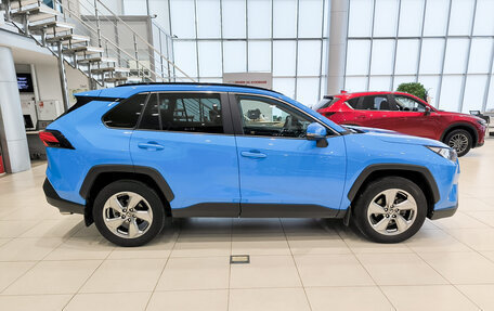 Toyota RAV4, 2020 год, 3 885 000 рублей, 8 фотография