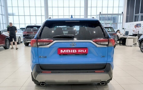Toyota RAV4, 2020 год, 3 885 000 рублей, 10 фотография