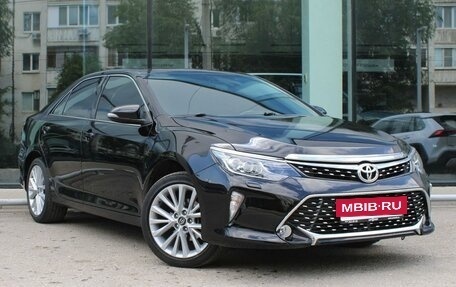 Toyota Camry, 2016 год, 2 044 000 рублей, 3 фотография