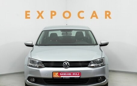 Volkswagen Jetta VI, 2013 год, 780 000 рублей, 2 фотография
