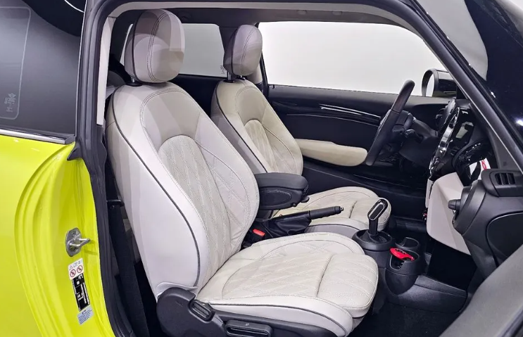 MINI Cooper S, 2022 год, 3 090 000 рублей, 10 фотография