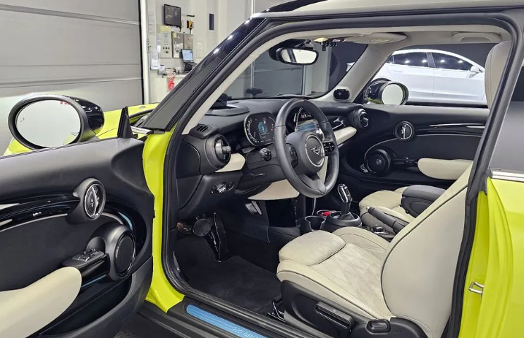 MINI Cooper S, 2022 год, 3 090 000 рублей, 8 фотография