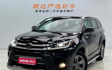 Toyota Highlander III, 2021 год, 1 966 300 рублей, 1 фотография
