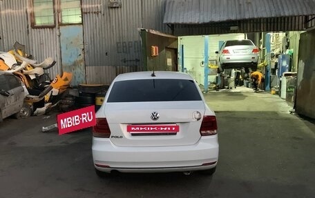 Volkswagen Polo VI (EU Market), 2017 год, 450 000 рублей, 2 фотография