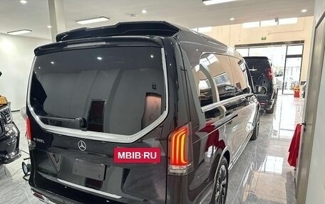 Mercedes-Benz V-Класс, 2024 год, 9 957 500 рублей, 11 фотография