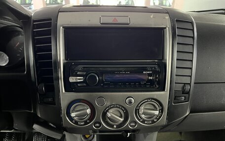 Mazda BT-50 II, 2011 год, 995 000 рублей, 14 фотография