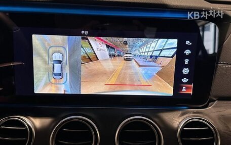 Mercedes-Benz E-Класс, 2020 год, 3 600 000 рублей, 17 фотография