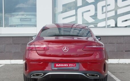 Mercedes-Benz E-Класс, 2017 год, 3 690 000 рублей, 4 фотография
