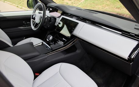 Land Rover Range Rover Sport, 2025 год, 18 875 000 рублей, 12 фотография
