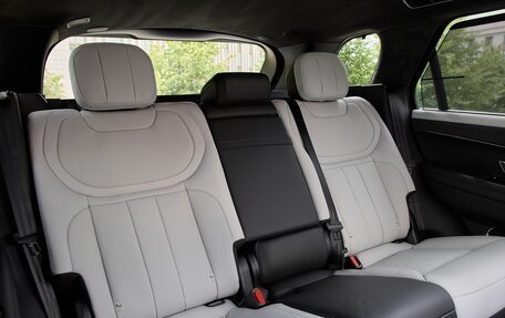 Land Rover Range Rover Sport, 2025 год, 18 875 000 рублей, 24 фотография